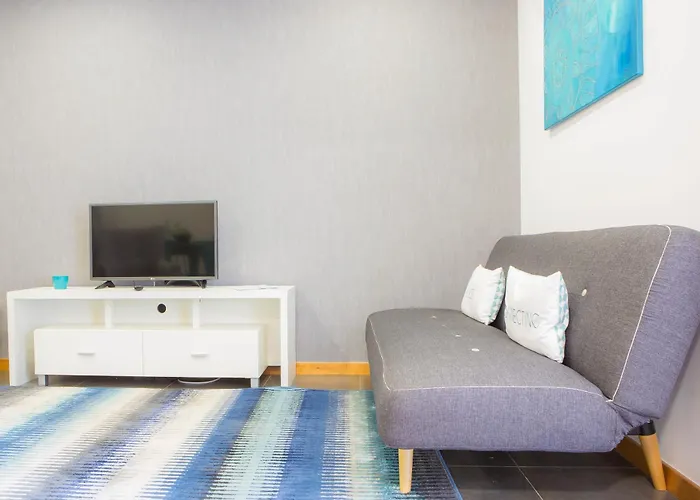 Five Design Rooftop By Storytellers